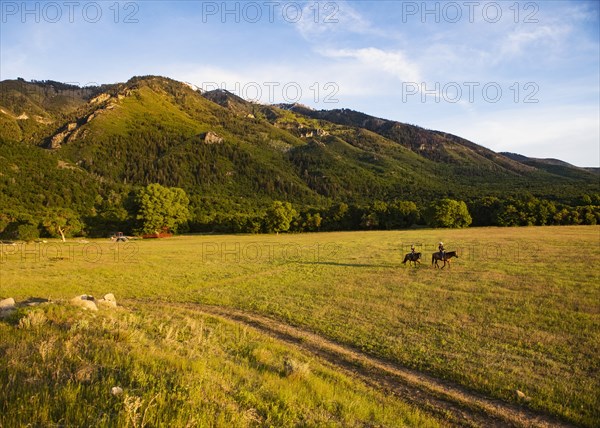 USA, Utah, Salem, Father and daughter