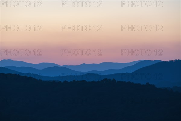 USA, Georgia, Blue Ridge Mountains at dawn