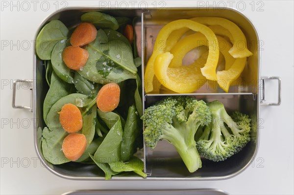 Fresh vegetables in lunch box