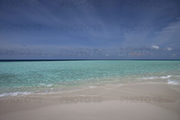 Maldives, Beach and turquoise Indian ocean