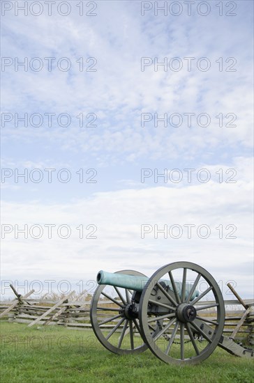 Cannon on Gettysburg Battlefield