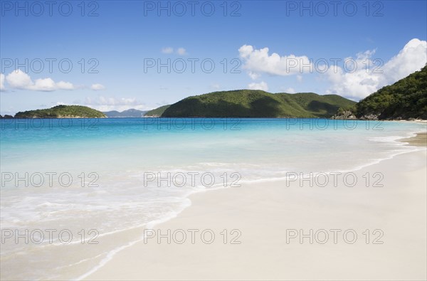 Cinnamon Bay Beach