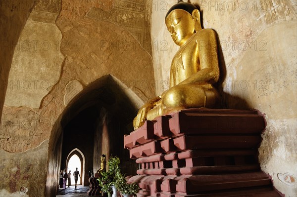 Buddha statue