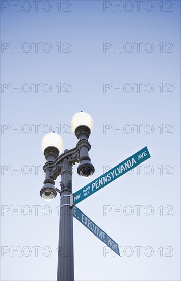 1600 Pennsylvania Avenue street sign against sky