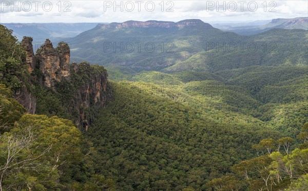 Three Sisters rock formation