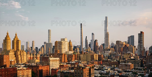 USA, New York, New York City, City skyline in winter