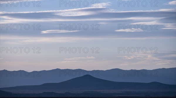 Usa, Santa Fe, New Mexico, El Dorado, Landscape with mountains and hazy skies