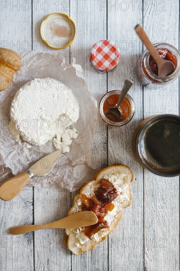 Cheese and preserves on bread