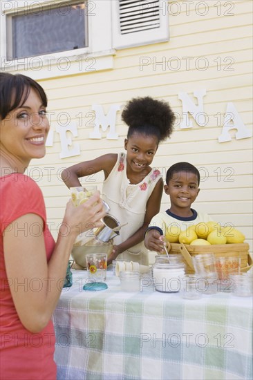 Customer at lemonade stand