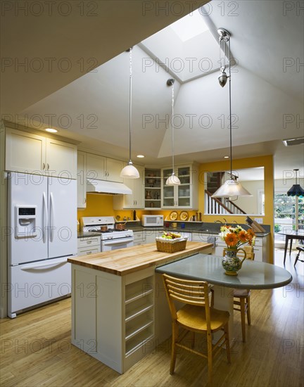 Kitchen with island and kitchen table