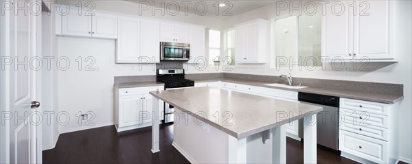 Contemporary house with kitchen at Ontario