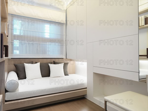 Modern daybed in bedroom