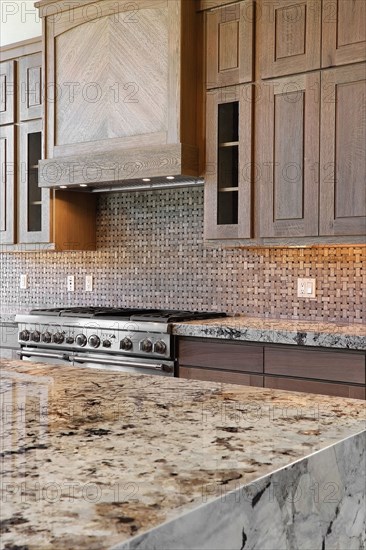 Detail countertop in upgraded kitchen