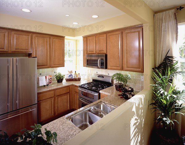 Simple traditional kitchen