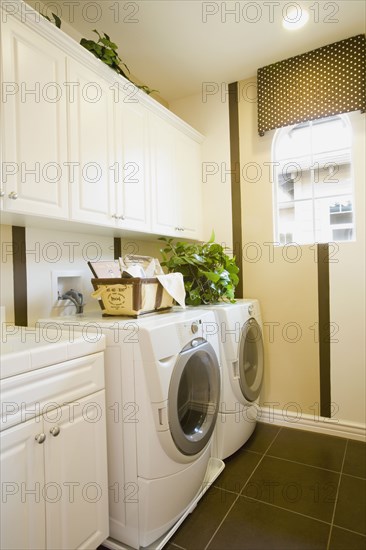 Contemporary Laundry Room