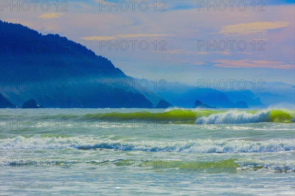 Green ocean waves