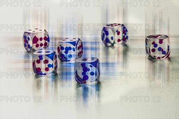 Transparent dice with crosshatch lines