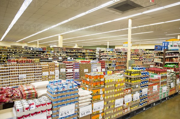 Dry goods section of grocery store