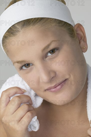 Hispanic woman wearing headband