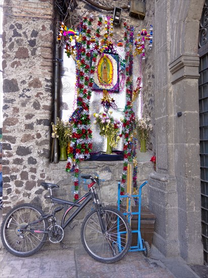 Shrine and bicycle