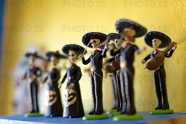 Day of the Dead statuettes