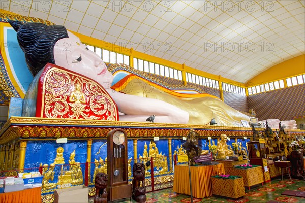 Large Buddha statue in Wat Chayamangkalaram temple