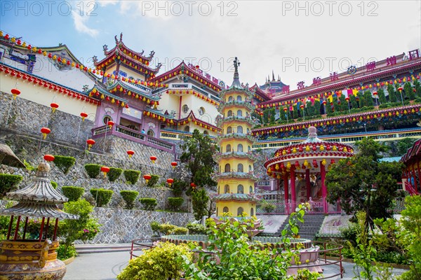 Ornate Kek Lok Si temple