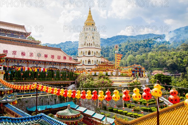 Chinese lanterns at Kek Lok Si temple