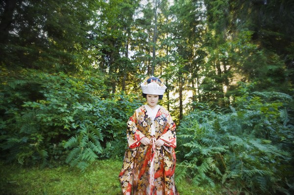 Japanese bride wearing traditional clothing