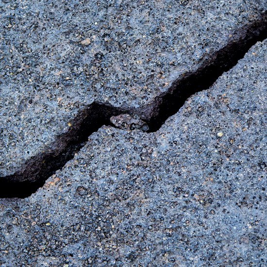 Close up of crack in rocks