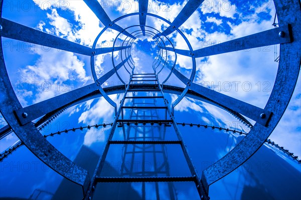 Ladder on storage tank