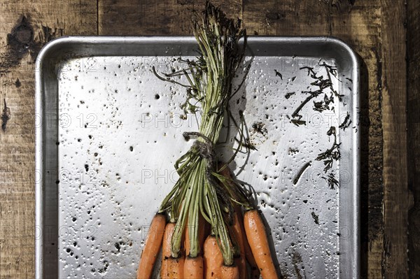 Roasted carrots in pan