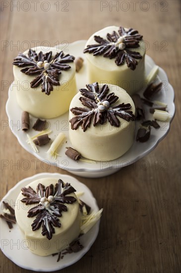 Miniature cheesecakes