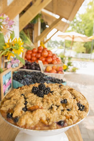 Fruit crumble at farmers market