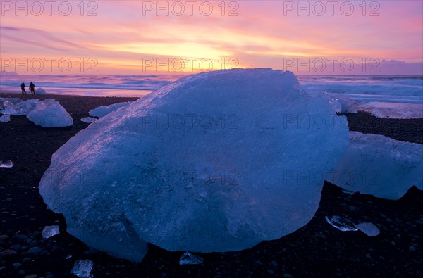 Glaciers melting on arctic beach