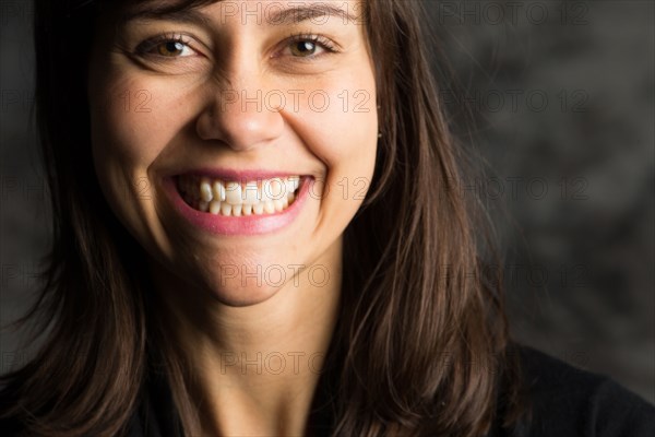 Close up of smiling woman