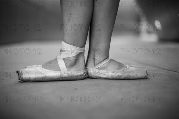 Ballet dancers wearing pointe shoes