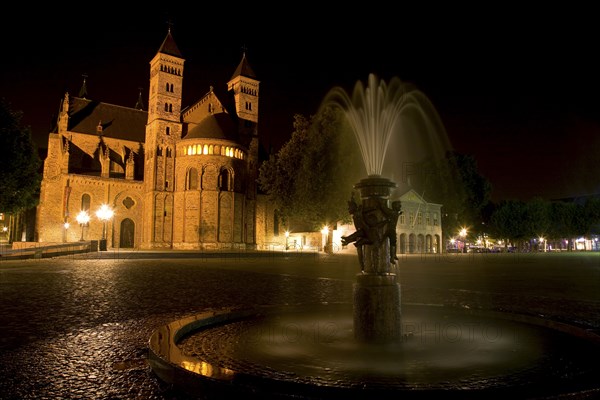 Dutch historical landmark and fountain in plaza