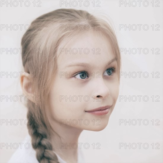 Close up of smiling Caucasian girl