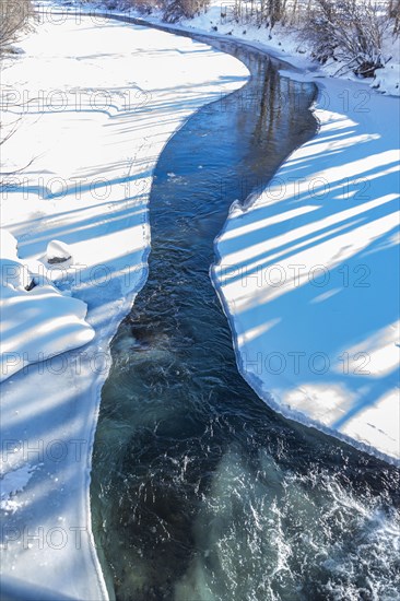 Ice and snow along Big Wood River