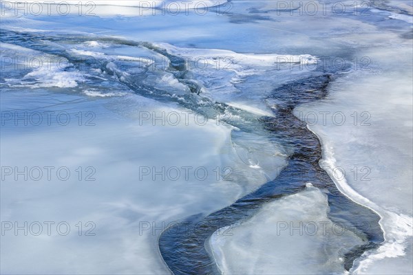 Ice and snow along Big Wood River