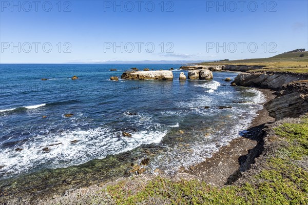 Coastline near Montana de Oro State Park