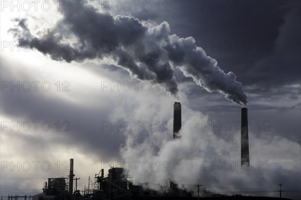 Smoke from coal processing plant