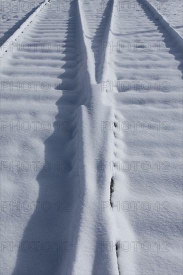 Fresh snow on railroad tracks