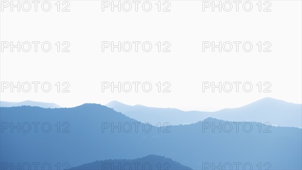 USA, Virgin Islands, St. John, Silhouettes of mountains