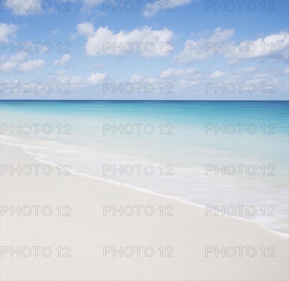 USA, United States Virgin Islands, St. John, Empty beach and calm sea