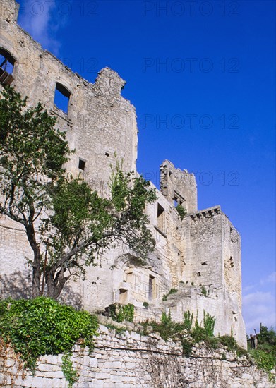 Ruins of Castle Marquis de Sade against clear sky