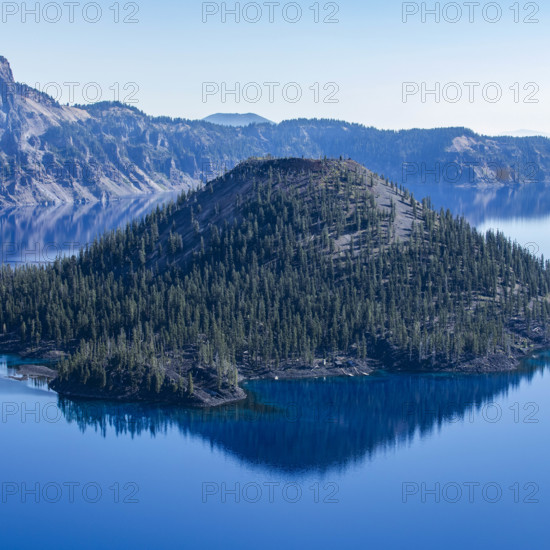 USA, Oregon, Wixard Island, a volcanic caldera in Crater Lake