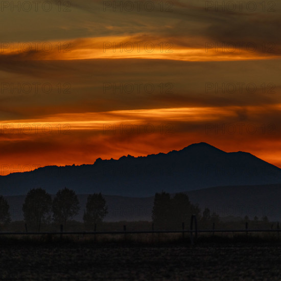 USA, Idaho, Bellevue, Silhouette of hill against sky at sunset