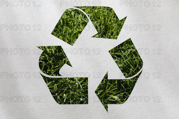 Grass recycling icon on white background. New York City, New York State, USA.